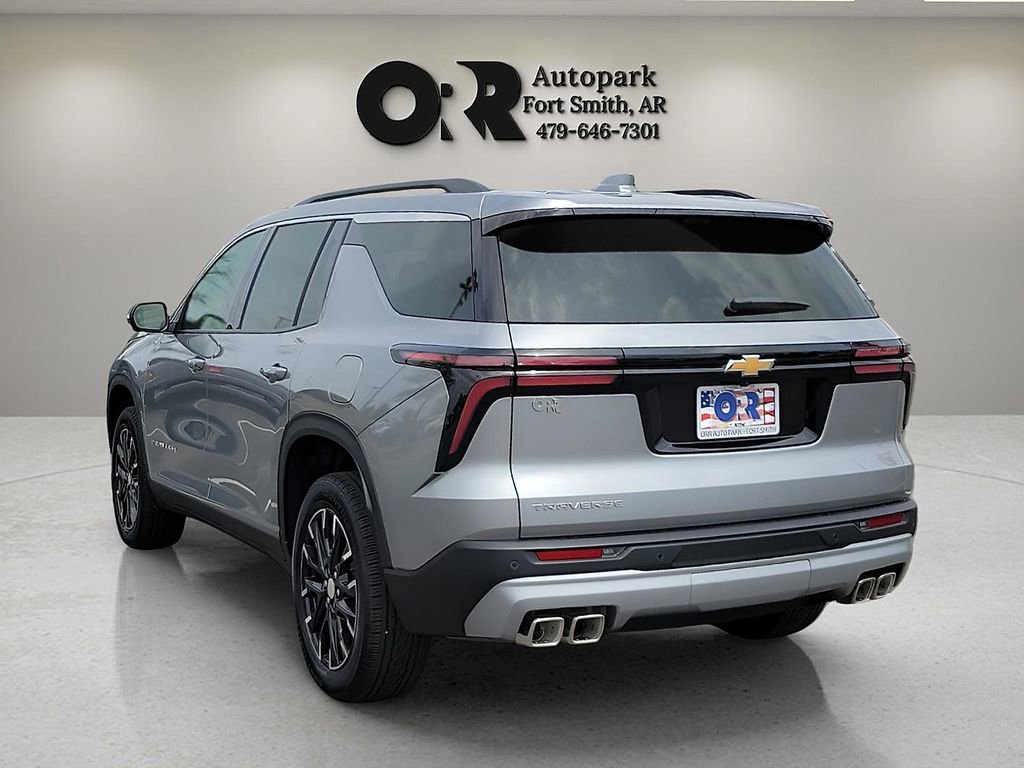 New 2026 Chevrolet Traverse LT w/ Sun and Wheel Package FWD image 4