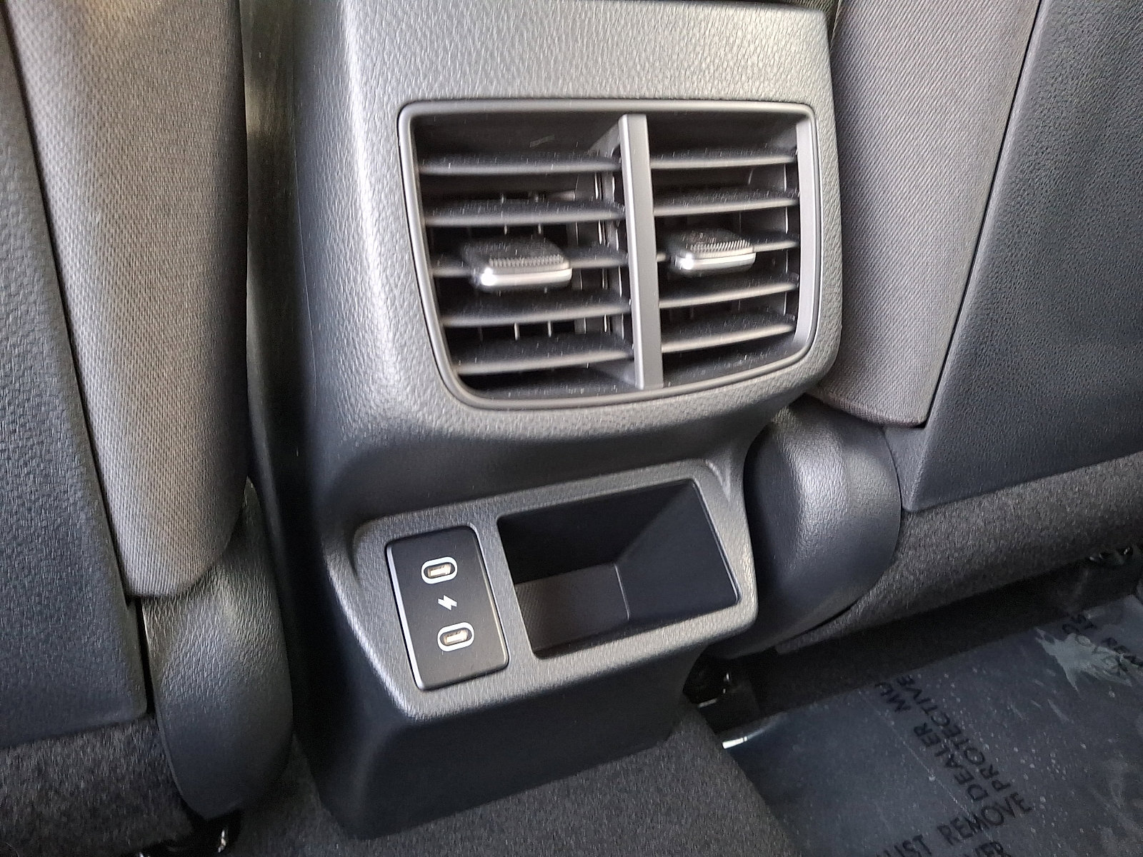 Used 2025 Kia Seltos LX image 10