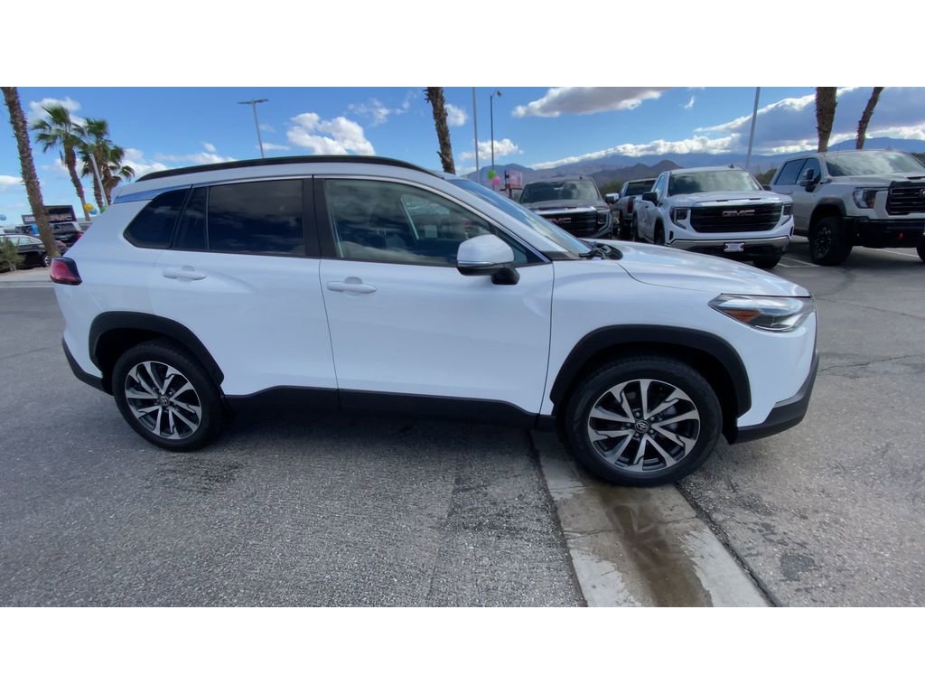 Used 2022 Toyota Corolla Cross XLE AWD/4WD image 9