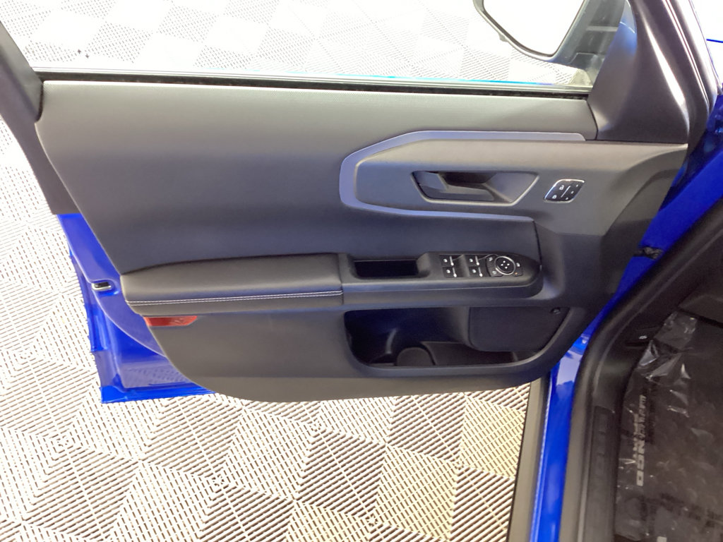 Used 2025 Ford Bronco Sport Outer Banks w/ Outer Banks Tech Package+ image 17