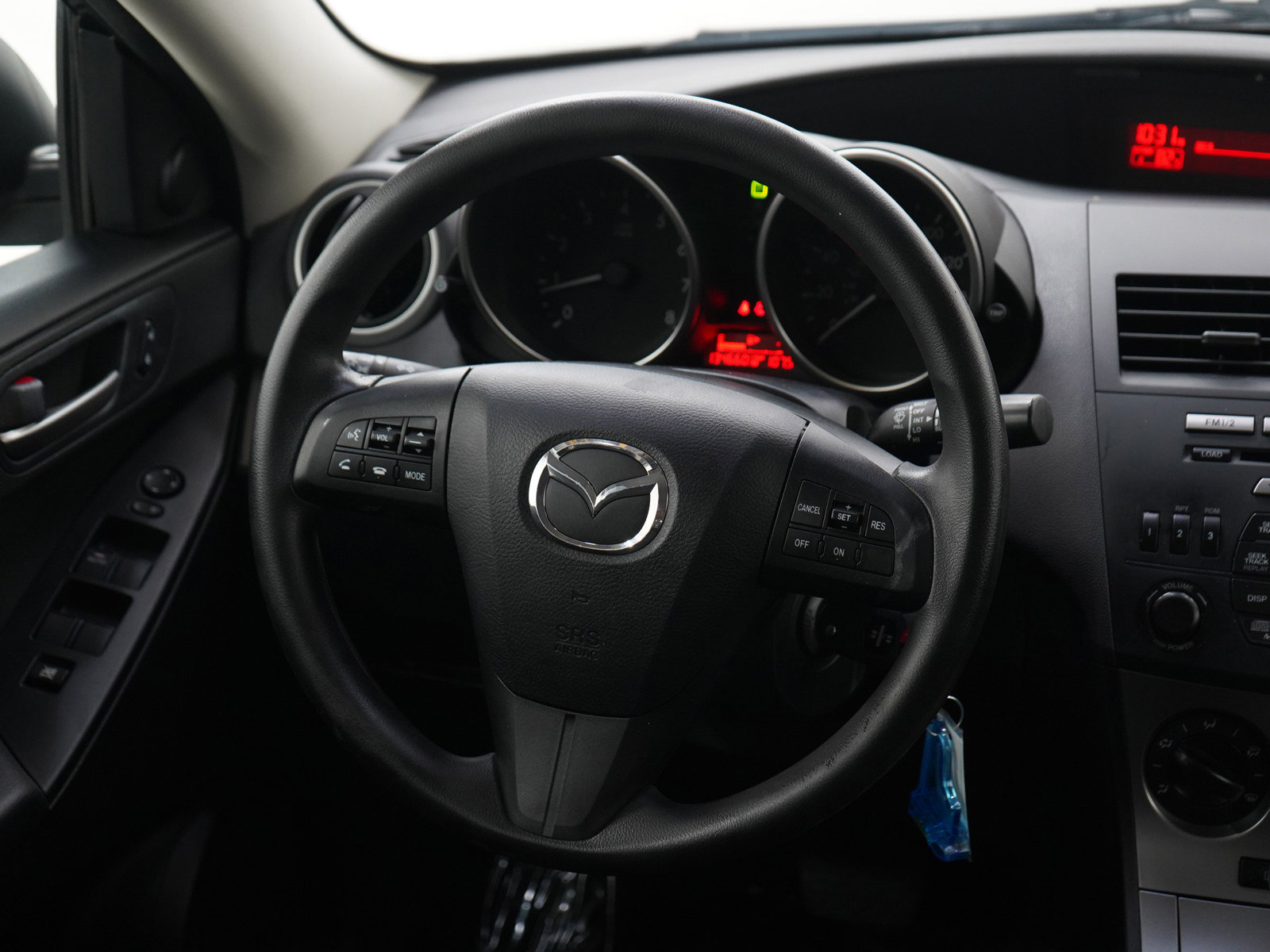 Used 2011 MAZDA MAZDA3 i Touring FWD image 14