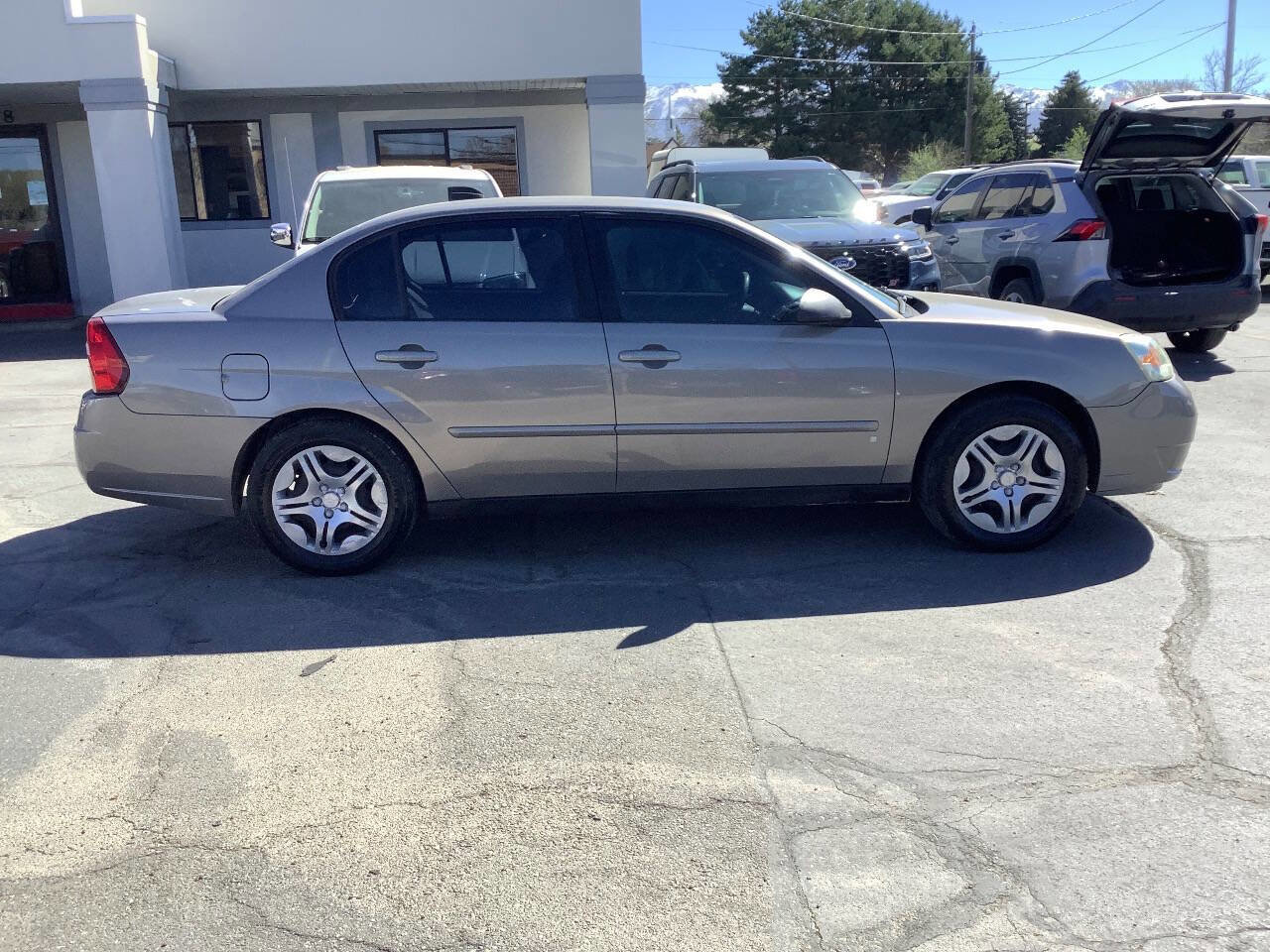 Used 2007 Chevrolet Malibu LS FWD image 10