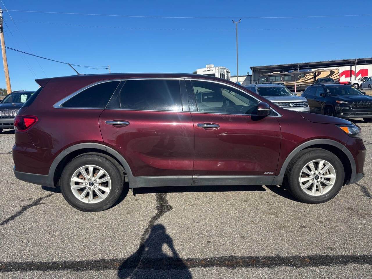 Used 2020 Kia Sorento LX image 4