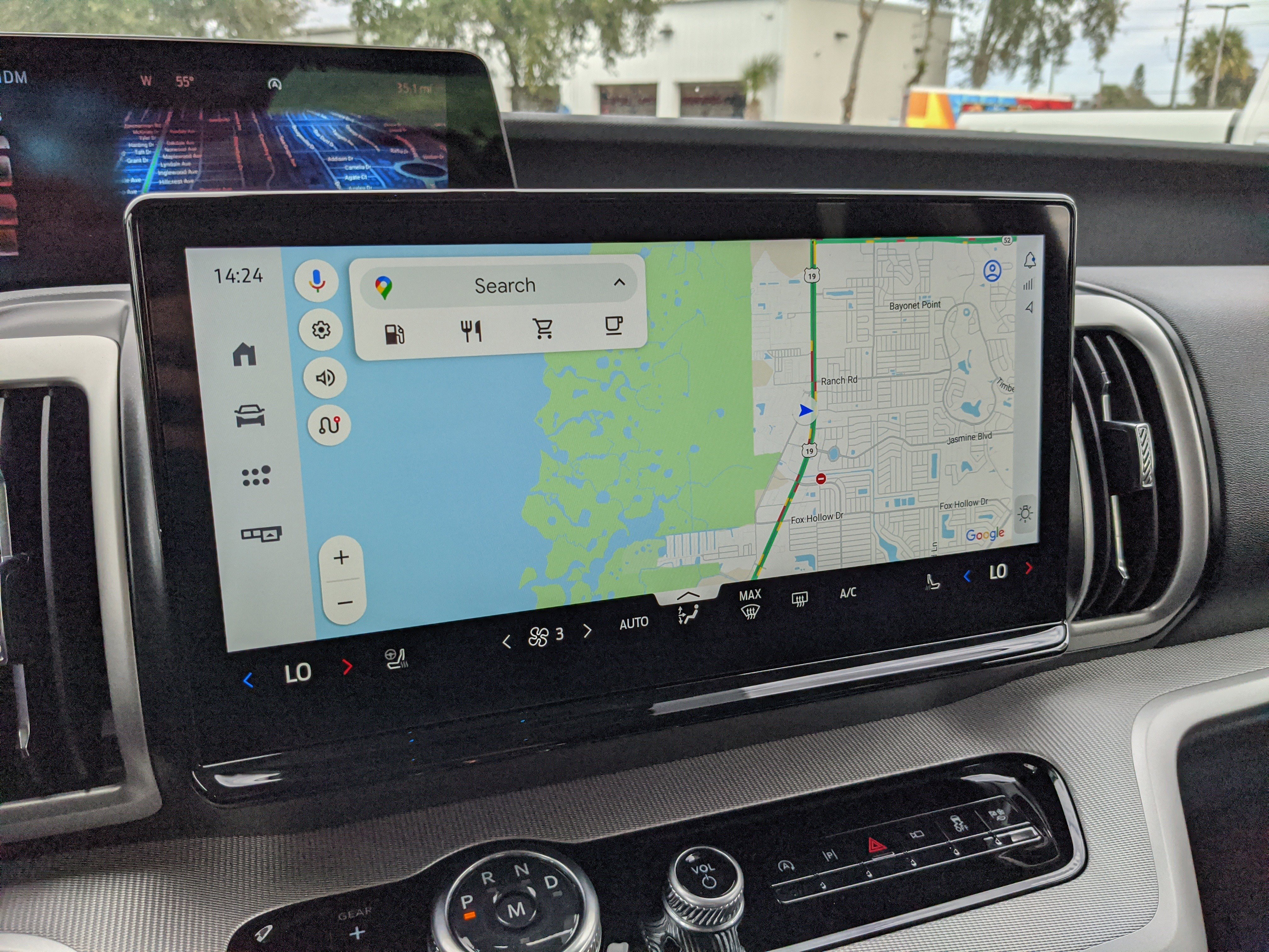 New 2025 Ford Expedition Active image 22