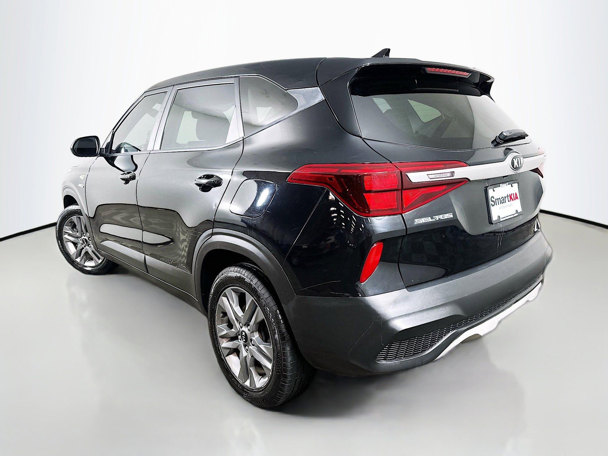 Used 2021 Kia Seltos LX image 5