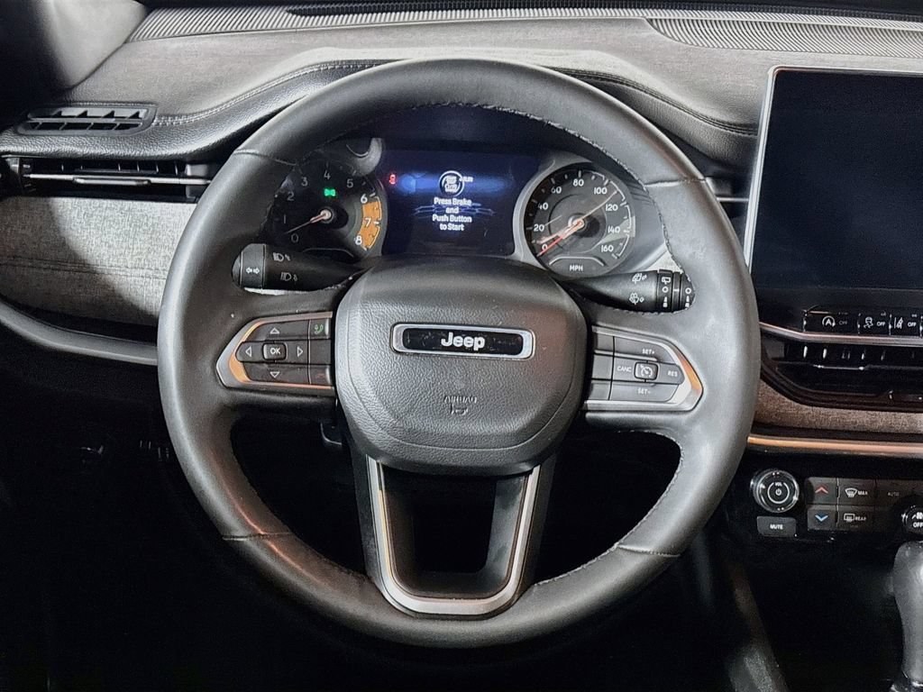 Used 2023 Jeep Compass Latitude w/ Convenience Group AWD/4WD image 13