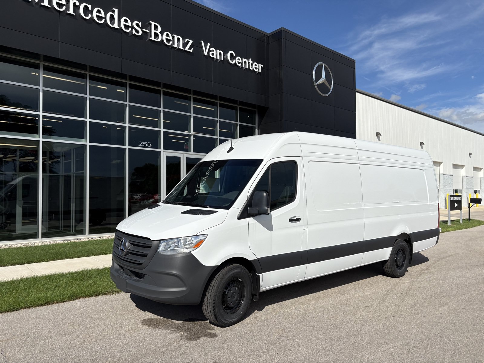New 2026 Mercedes-Benz Sprinter 2500 image 2
