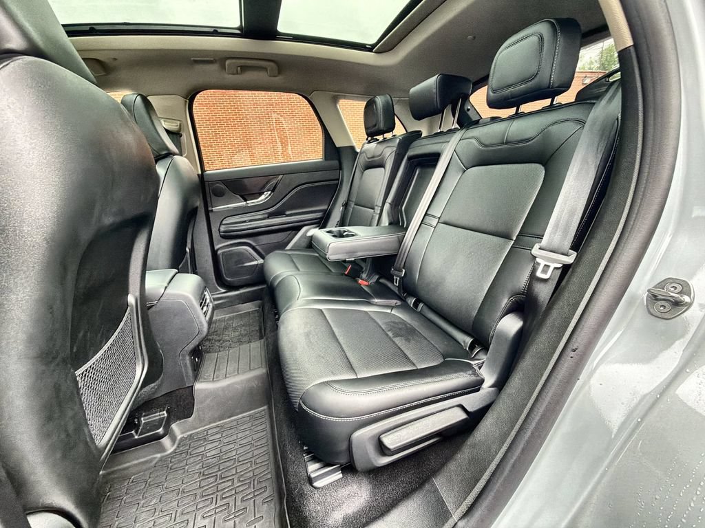 Used 2026 Lincoln Corsair Premiere AWD/4WD image 27