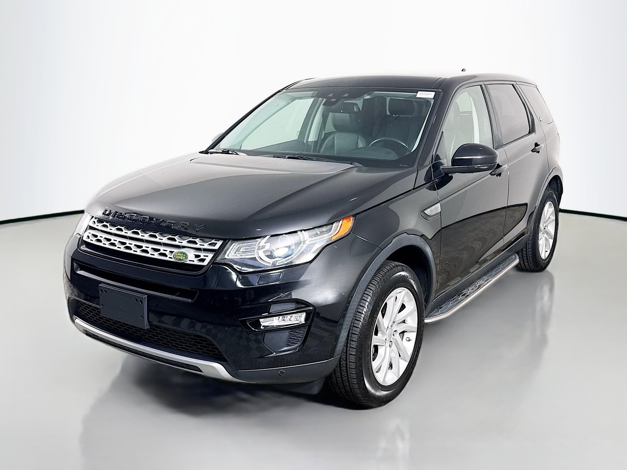 Used 2016 Land Rover Discovery Sport HSE AWD/4WD image 4