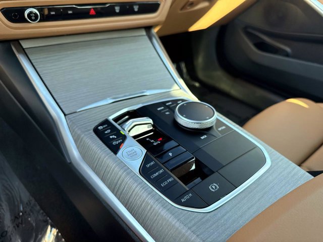 Used 2025 BMW 330i Sedan image 26