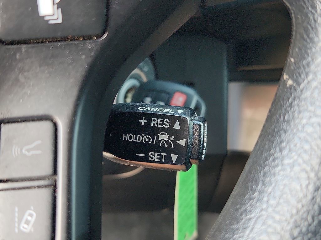 Used 2023 Toyota Tacoma SR image 15