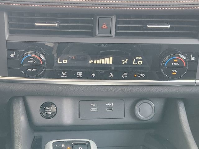 Certified 2025 Nissan Rogue SV AWD/4WD image 17