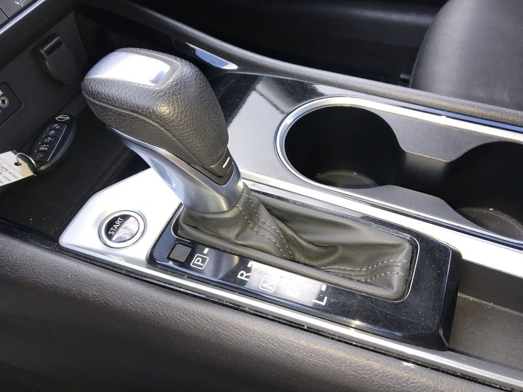 Used 2024 Nissan Altima 2.5 SV image 19