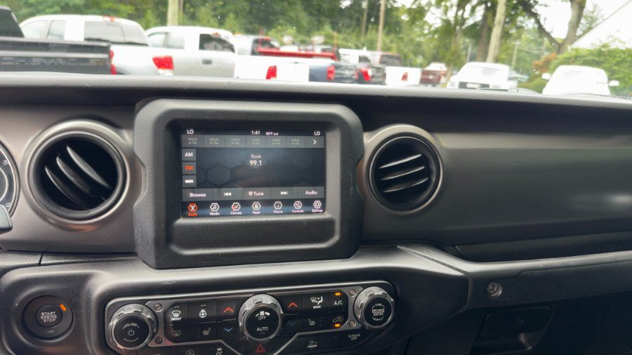 Used 2021 Jeep Gladiator Sport AWD/4WD image 15