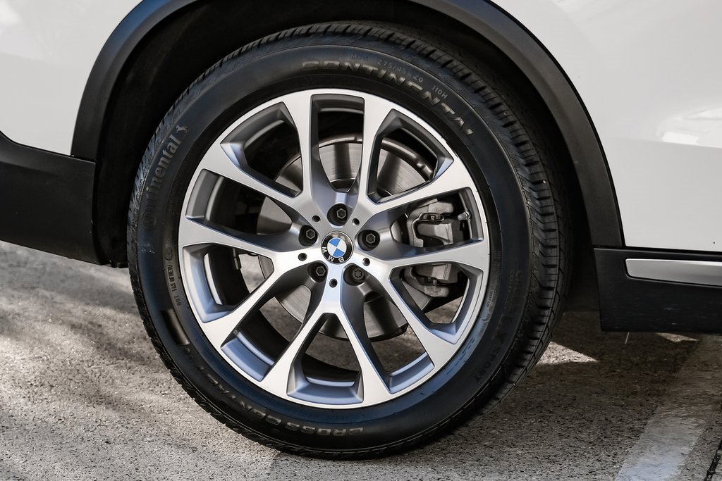 Used 2021 BMW X5 xDrive40i w/ Premium Package image 55