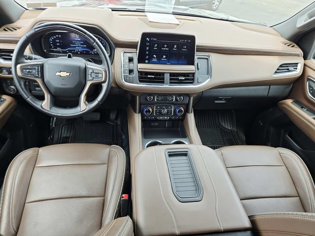 Used 2024 Chevrolet Suburban High Country w/ Advanced Technology Package AWD/4WD image 6