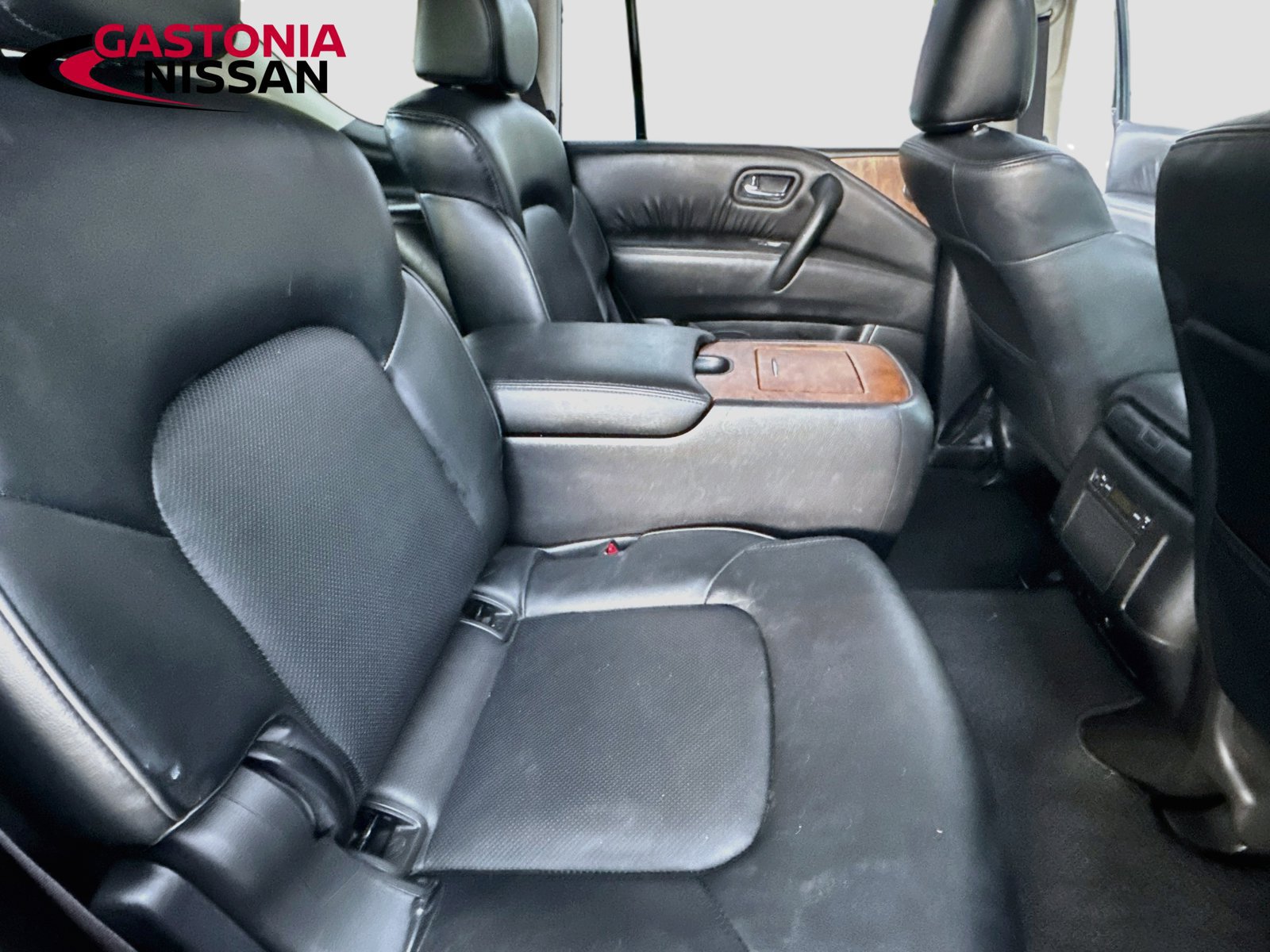 Used 2024 Nissan Armada SL w/ Captain's Chairs Package AWD/4WD image 36