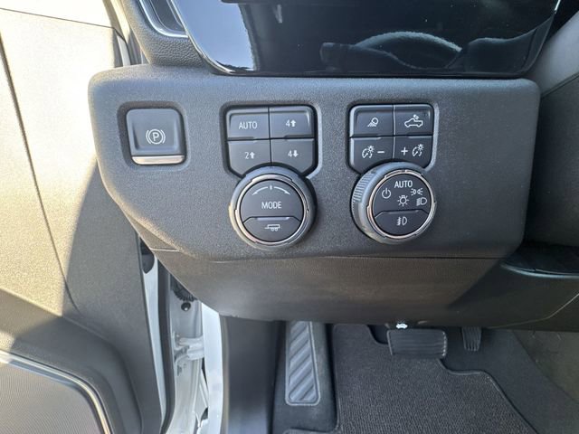 Certified 2025 Chevrolet Silverado 1500 High Country w/ Z71 Off-Road Package image 18