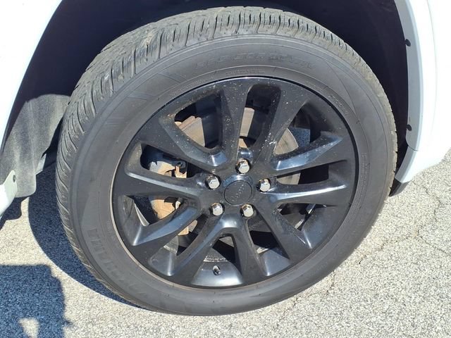 Used 2021 Jeep Grand Cherokee Altitude AWD/4WD image 13