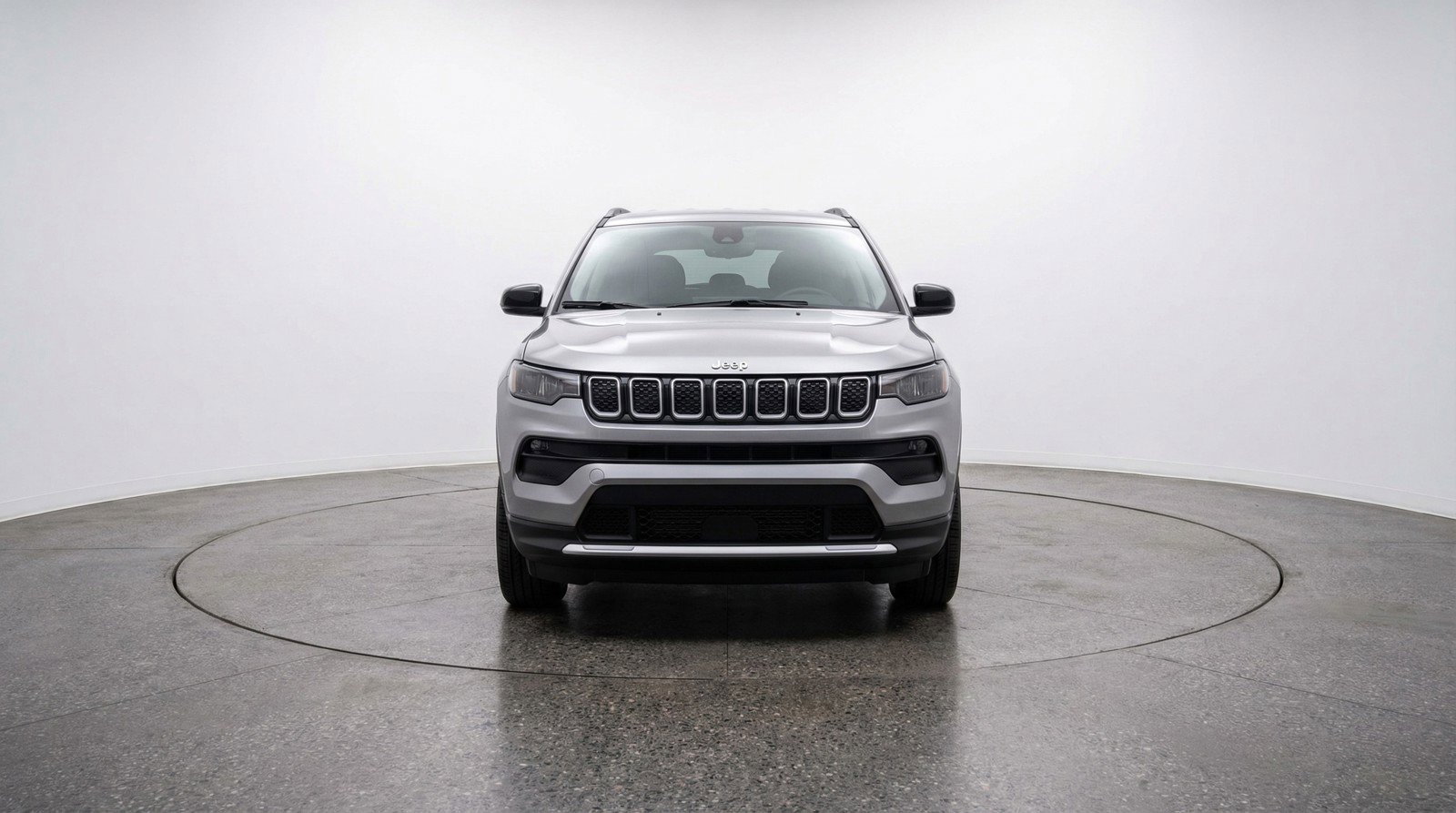 Used 2025 Jeep Compass Latitude image 2