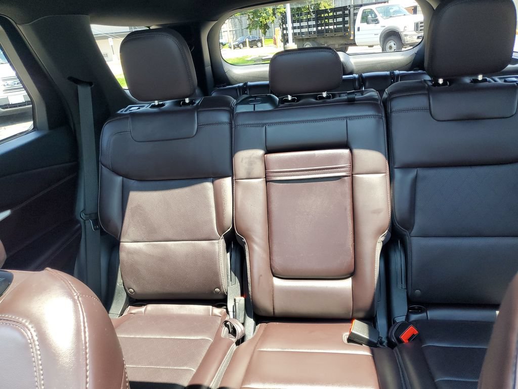 Used 2025 Ford Explorer Platinum AWD/4WD image 33