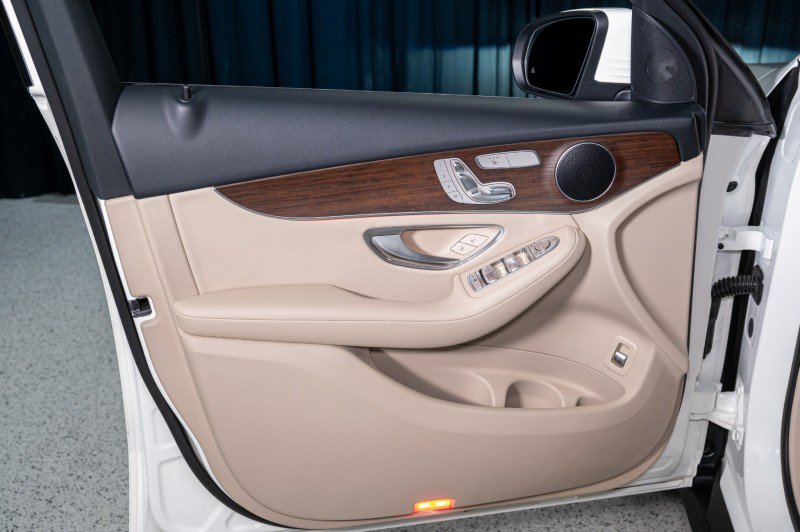 Certified 2022 Mercedes-Benz GLC 300 image 12