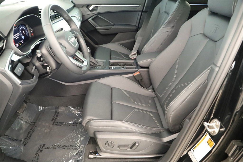 Certified 2024 Audi Q3 2.0T Premium Plus image 24