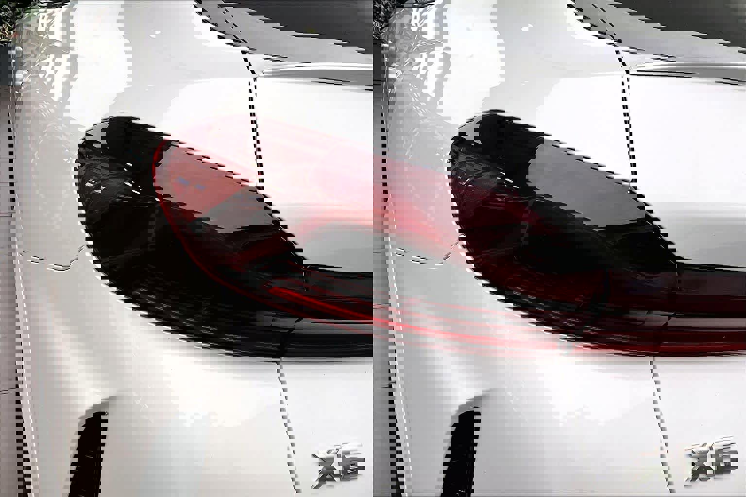 Used 2022 BMW X6 M50i w/ Executive Package image 28