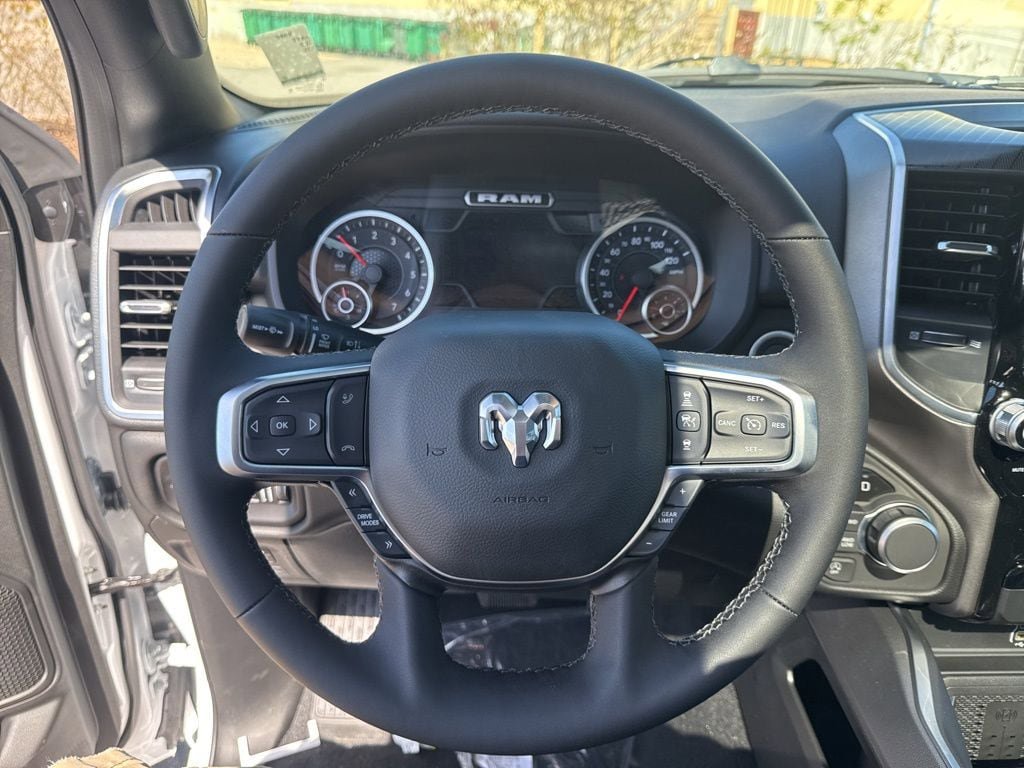 New 2026 RAM 1500 4x4 Crew Cab image 10