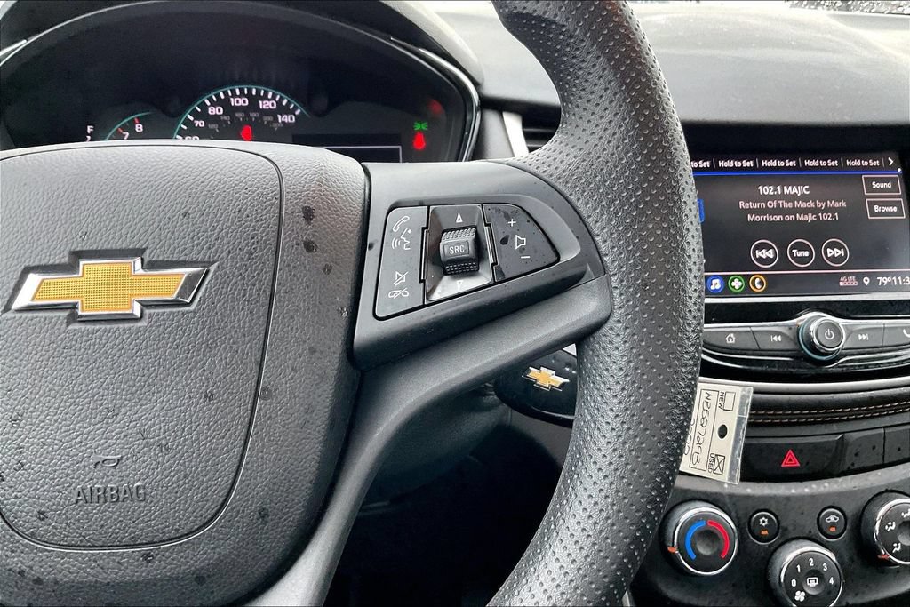 Used 2022 Chevrolet Trax LS w/ Tint and Cruise Package FWD image 11