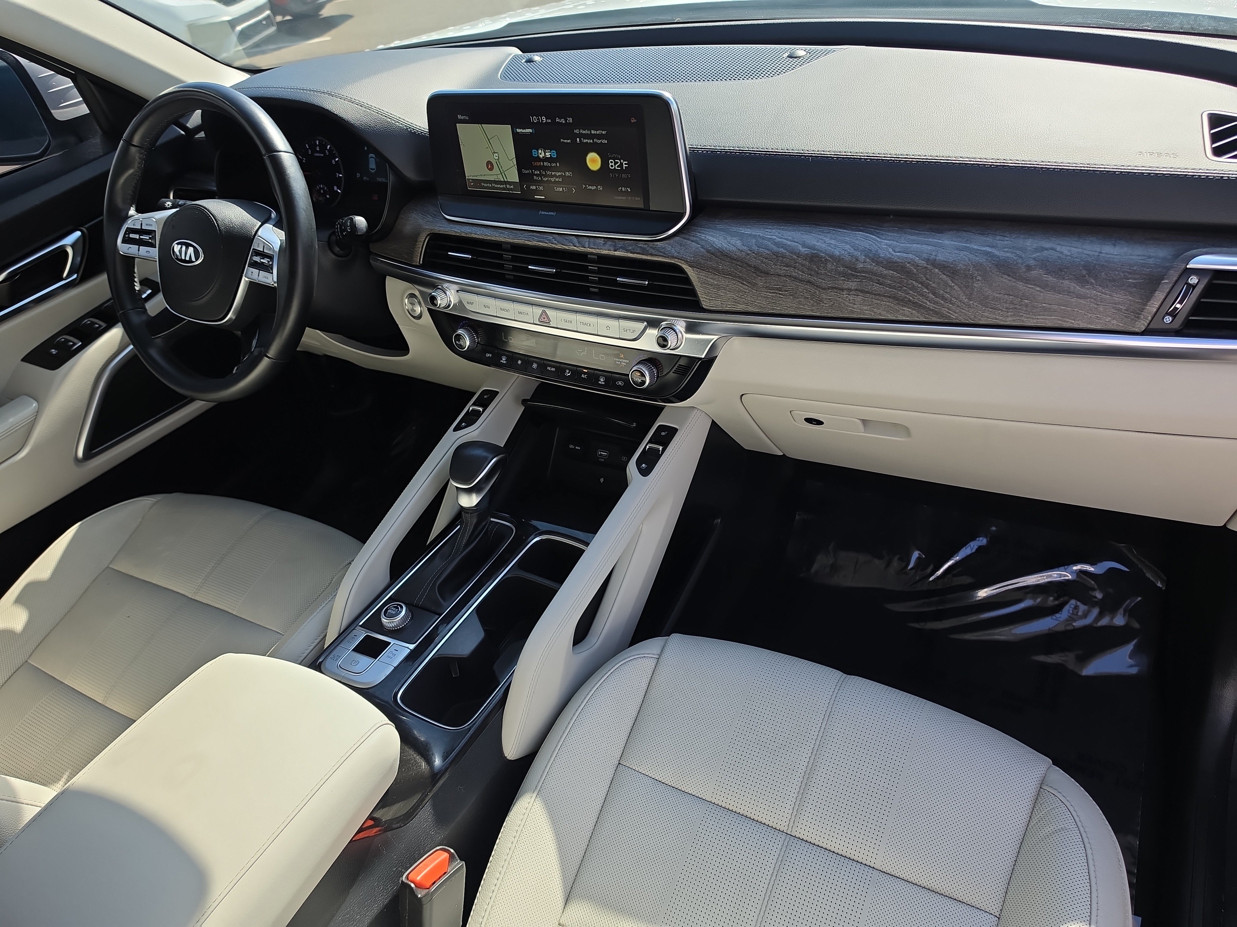 Certified 2021 Kia Telluride EX w/ EX Premium Package FWD image 12