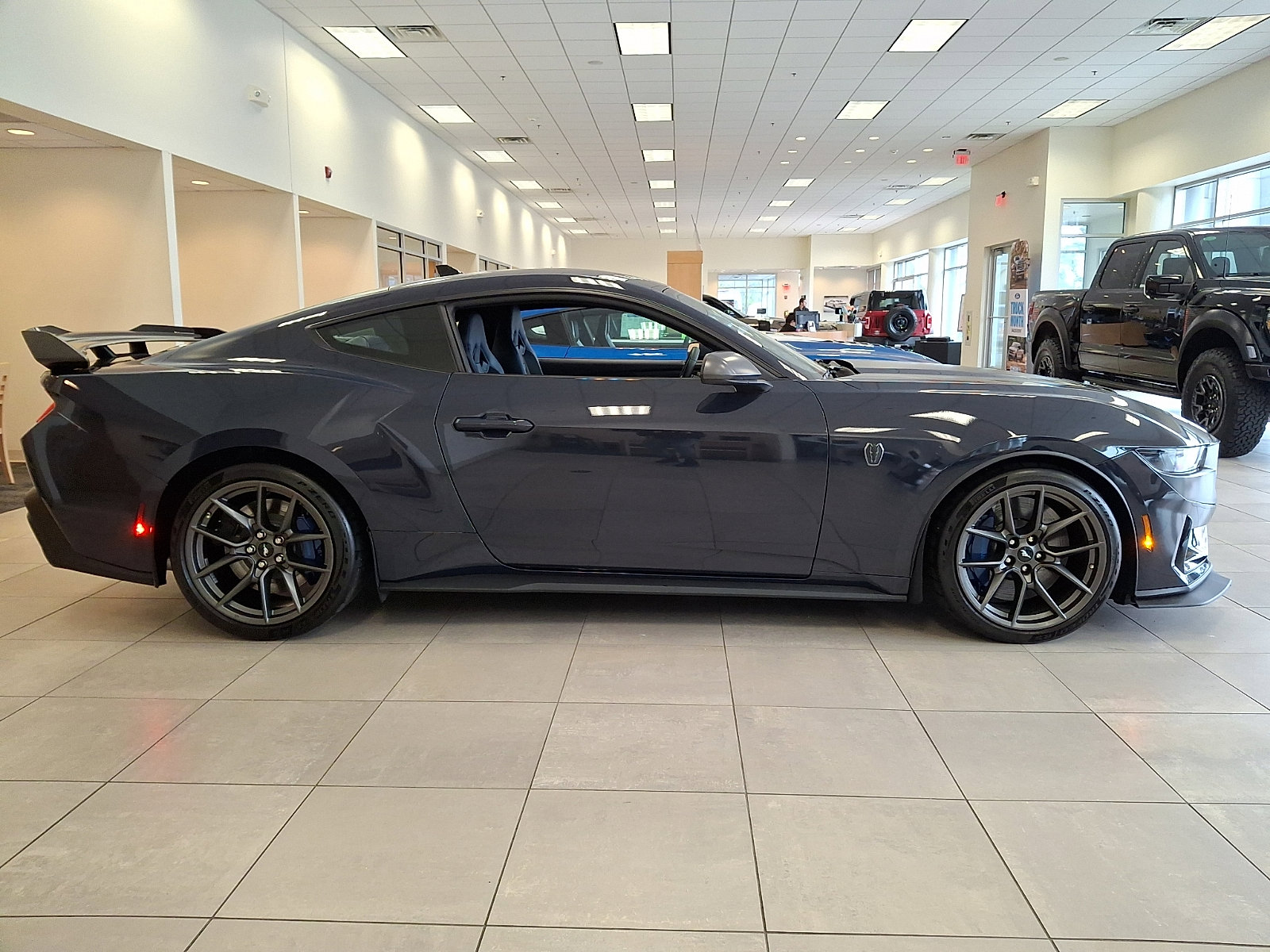 Used 2025 Ford Mustang Dark Horse w/ Dark Horse Handlin Package image 7