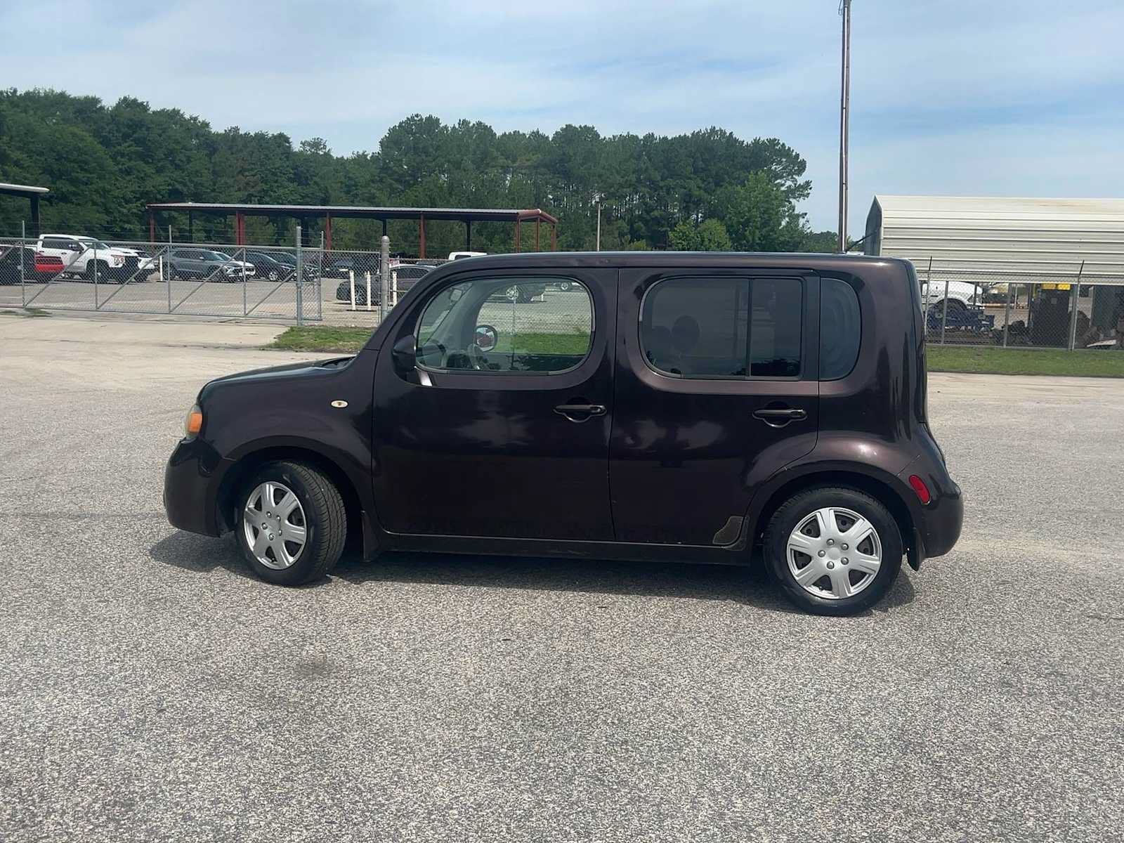 Used 2013 Nissan Cube 1.8 S w/ Interior Designer Pkg FWD image 4