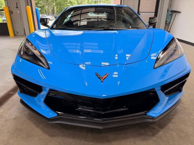 Used 2024 Chevrolet Corvette Stingray Premium Cpe w/ Body-Color Dual Roof Package RWD image 3