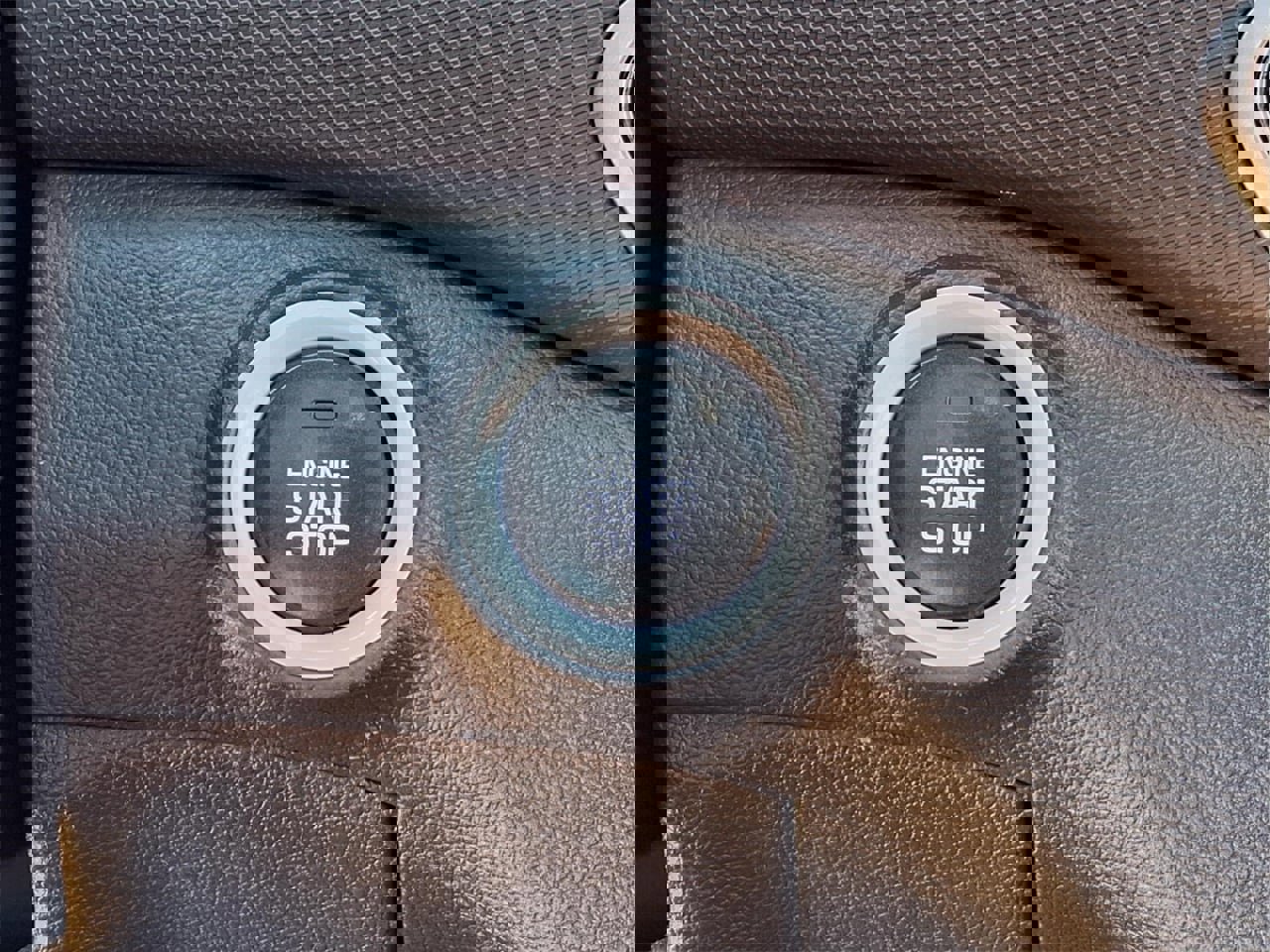 Used 2018 Hyundai Ioniq Limited w/ Limited Ultimate Package 03 image 23