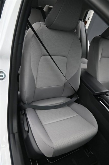 New 2026 Toyota Prius LE image 14