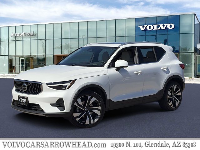 Used 2024 Volvo XC40 B5 Plus w/ Protection Package Premier