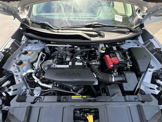 Used 2024 Nissan Rogue S FWD image 28