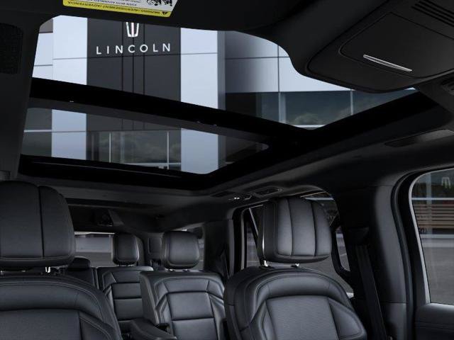 New 2027 Lincoln Navigator Reserve w/ Jet Appearance Package AWD/4WD image 22