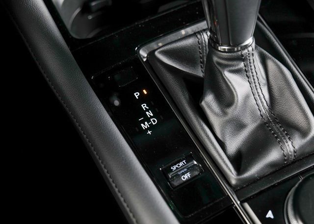 Used 2024 MAZDA MAZDA3 Hatchback w/Premium Plus Pkg image 16