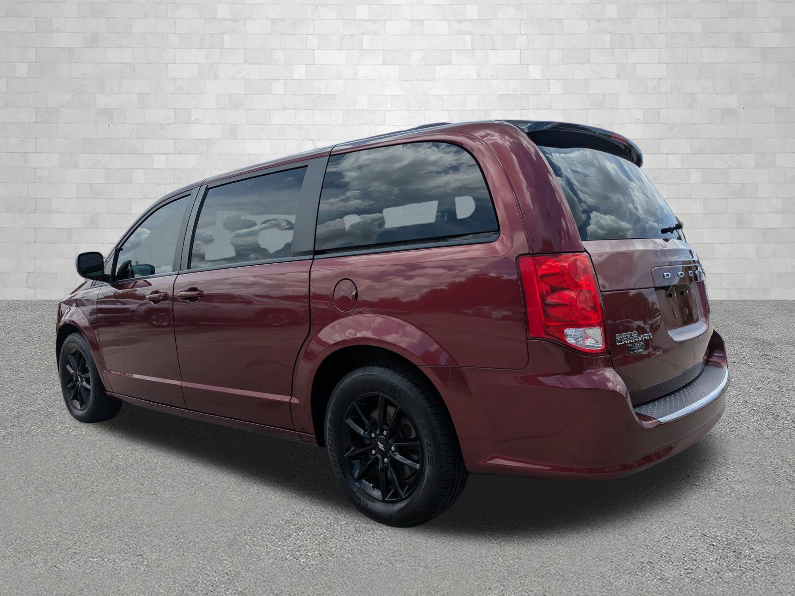 Used 2019 Dodge Grand Caravan GT FWD image 4