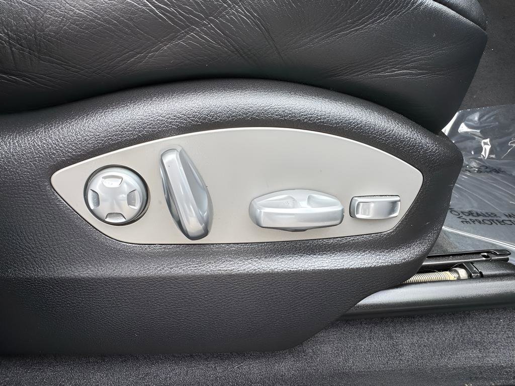 Used 2018 Porsche Macan Sport Edition image 33