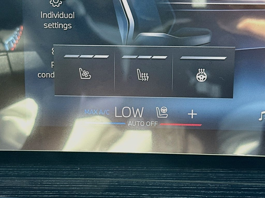 New 2027 BMW X7 M60i AWD/4WD image 21