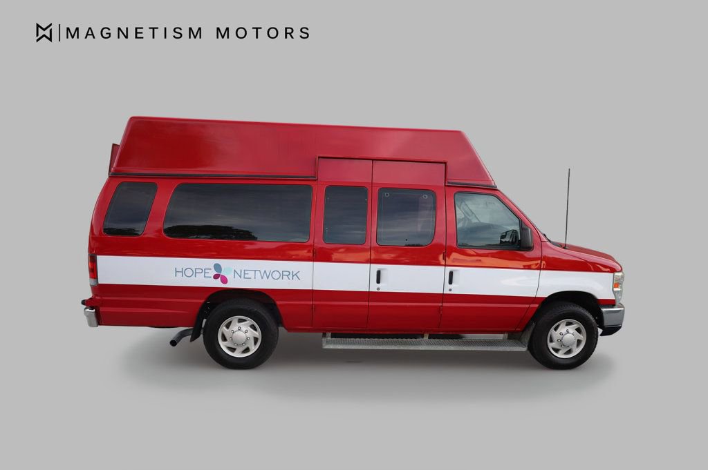 Used 2012 Ford E-350 and Econoline 350 Extended Super Duty w/ PWR Group image 4