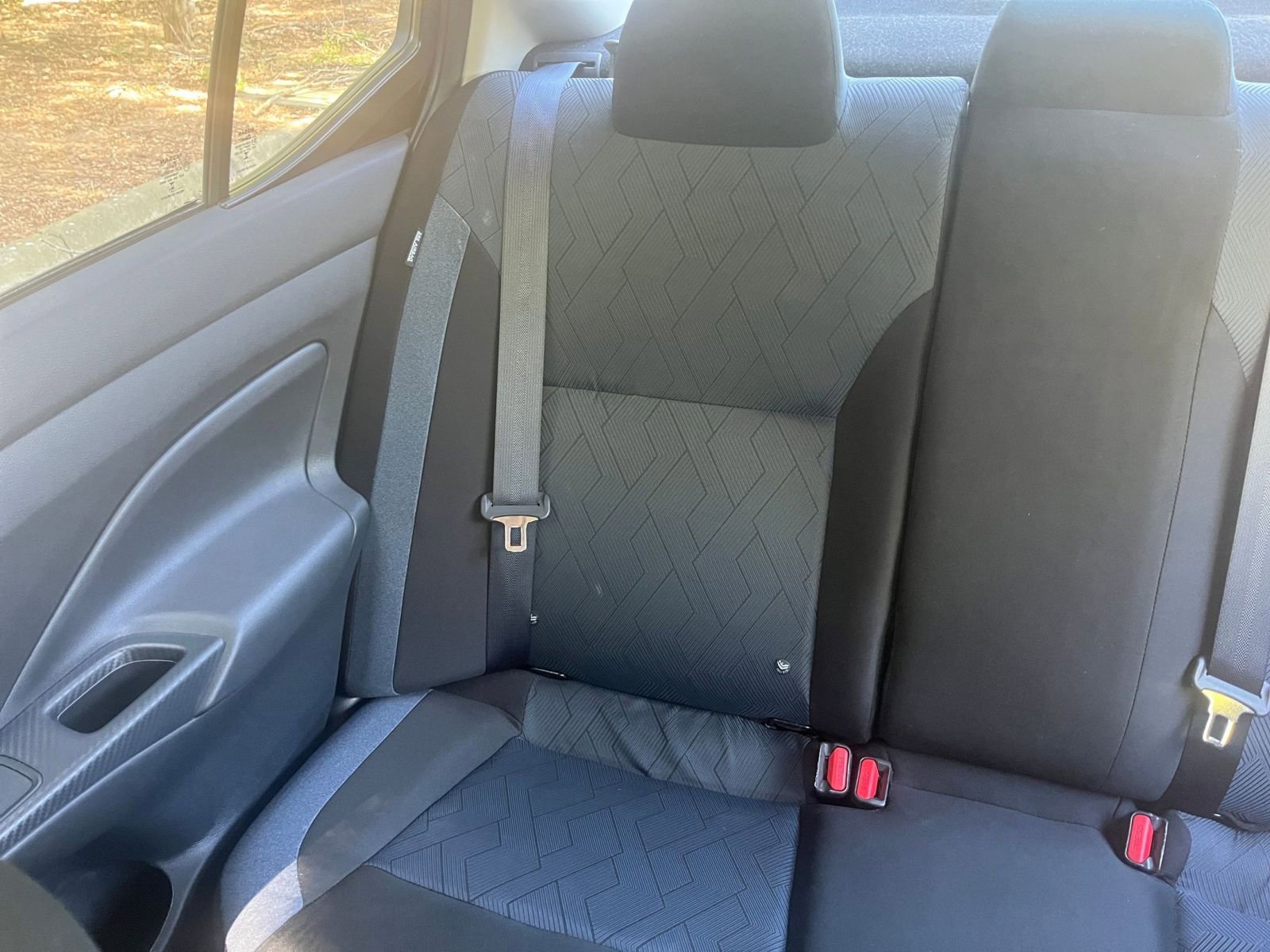 Used 2025 Nissan Versa SV FWD image 36