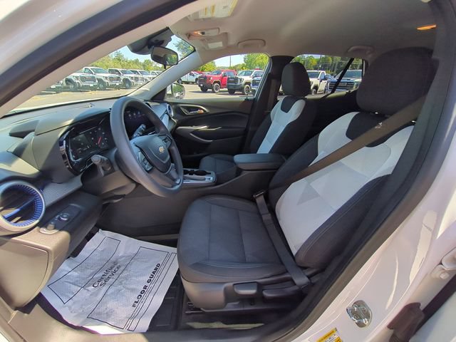 Used 2024 Chevrolet Trax LS w/ LS Convenience Package FWD image 26