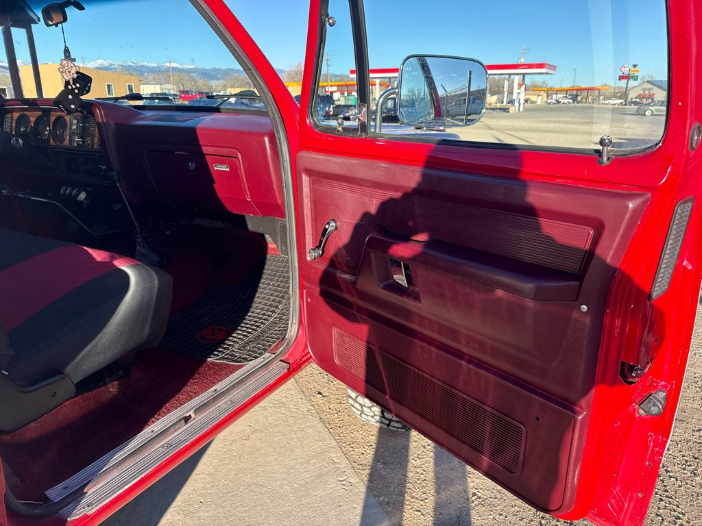 Used 1989 Dodge D/W Truck 100 AWD/4WD image 11