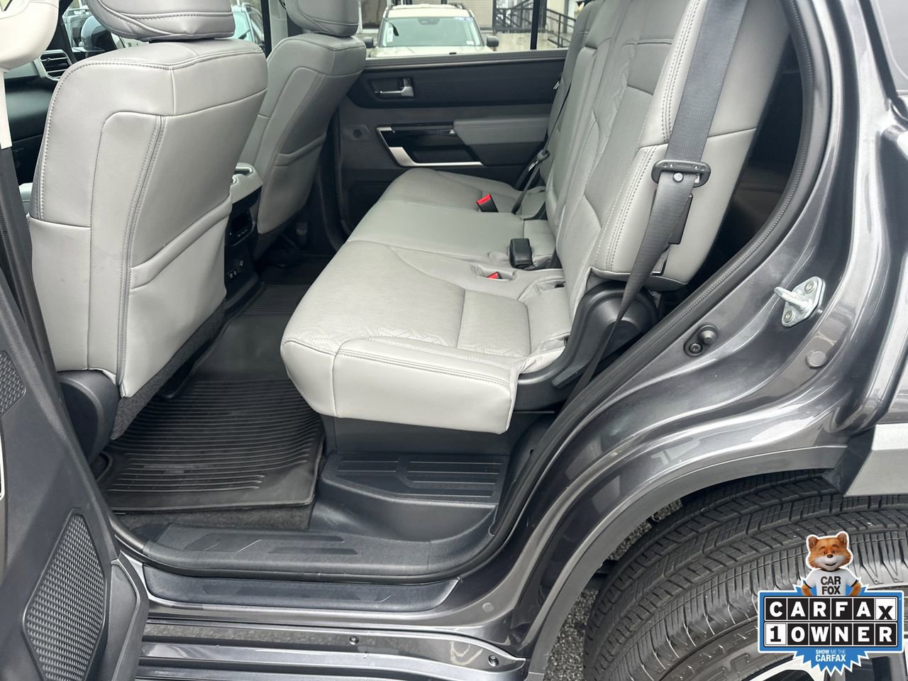 Used 2024 Toyota Sequoia Limited image 21