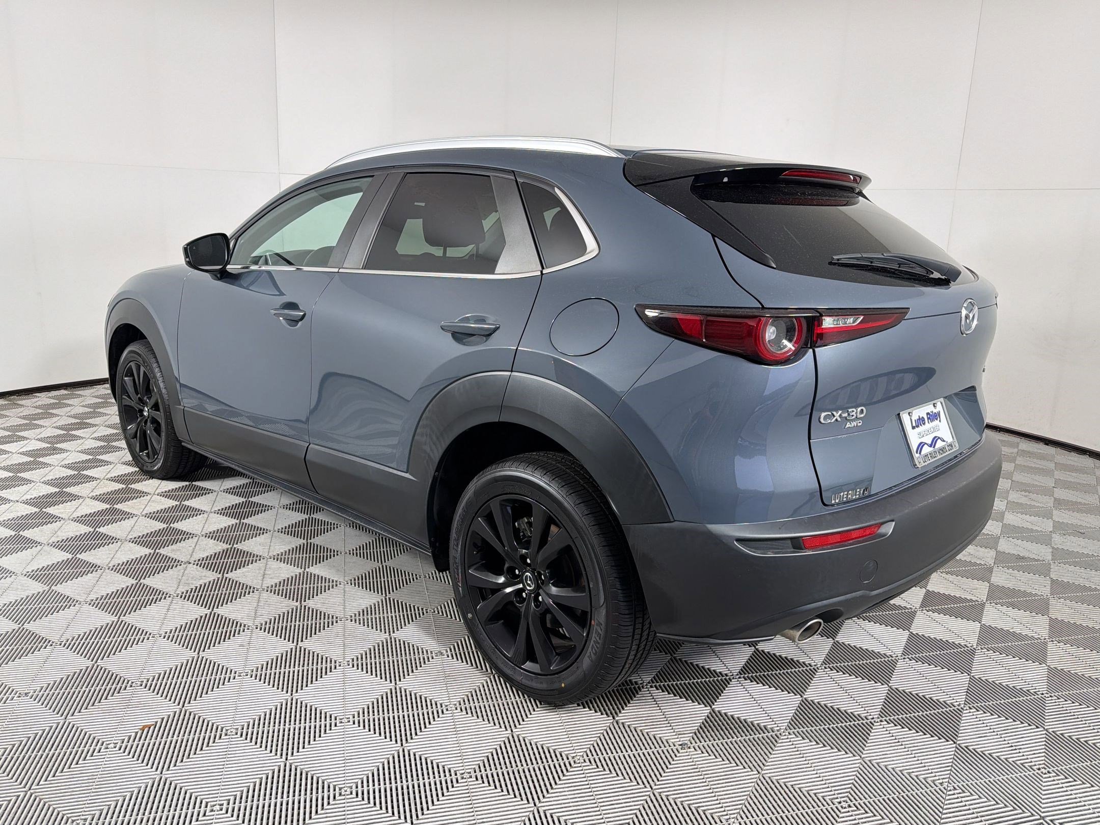 Used 2023 MAZDA CX-30 AWD 2.5 S w/ Preferred Package image 3