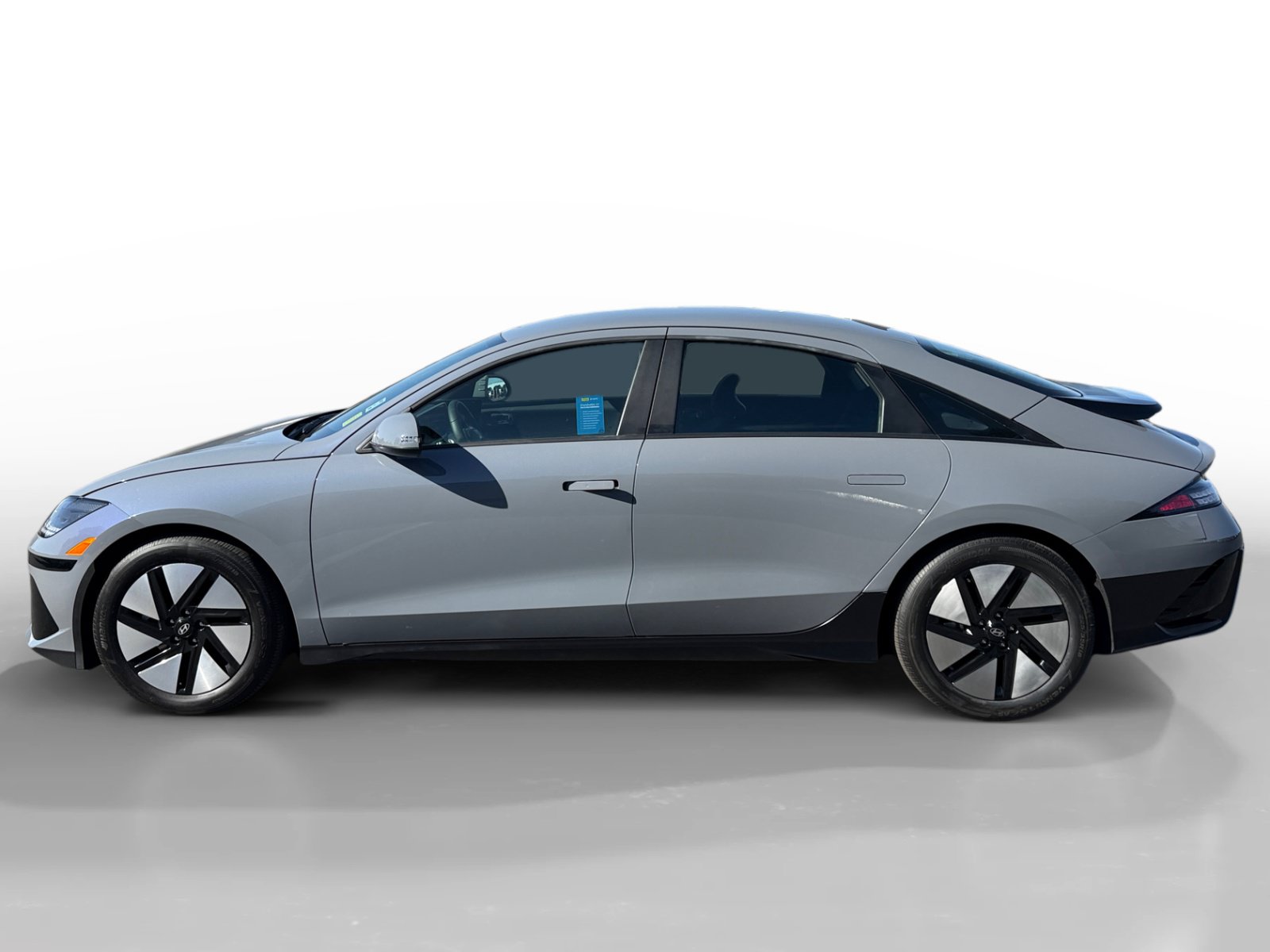 Certified 2025 Hyundai Ioniq 6 SEL RWD image 2